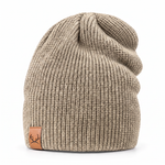 Bonnet cabine ample